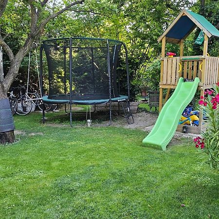 Fuered Deluxe Garden Apartment 블로톤퓌레드 외부 사진
