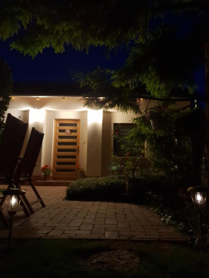 Fuered Deluxe Garden Apartment 블로톤퓌레드 외부 사진