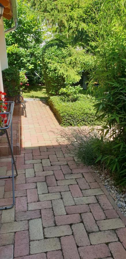 Fuered Deluxe Garden Apartment 블로톤퓌레드 외부 사진