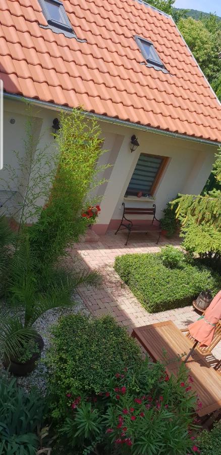 Fuered Deluxe Garden Apartment 블로톤퓌레드 외부 사진