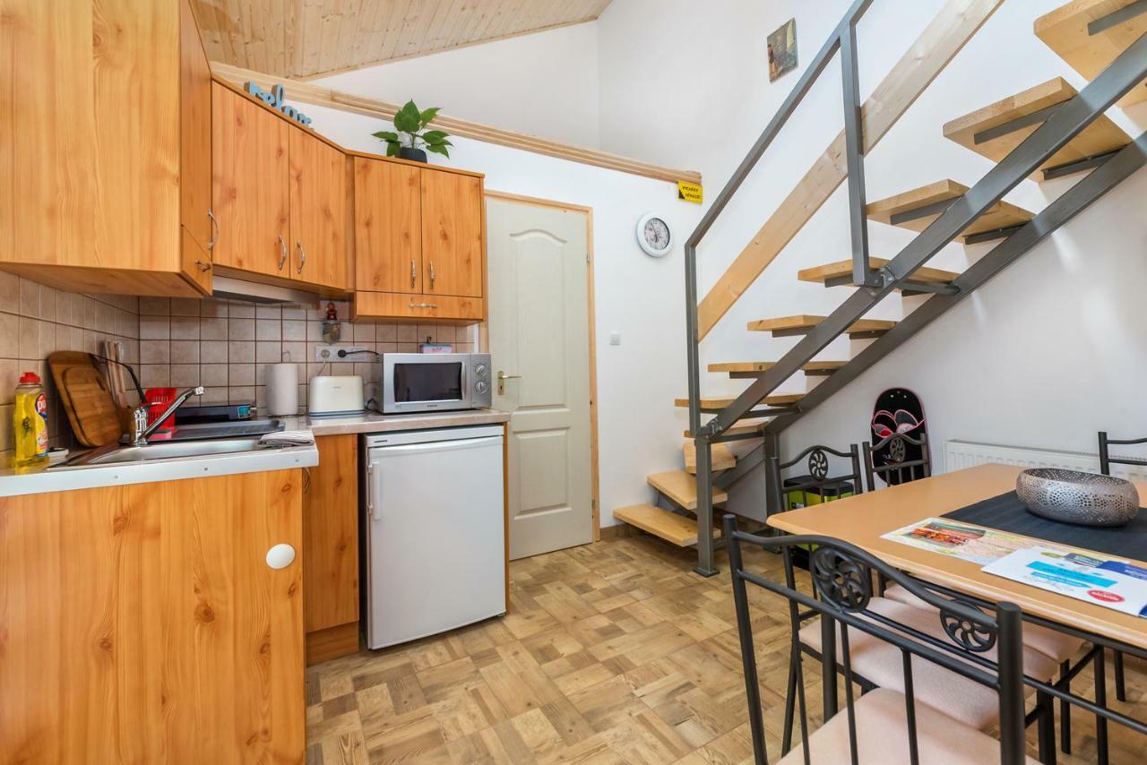 Fuered Deluxe Garden Apartment 블로톤퓌레드 외부 사진
